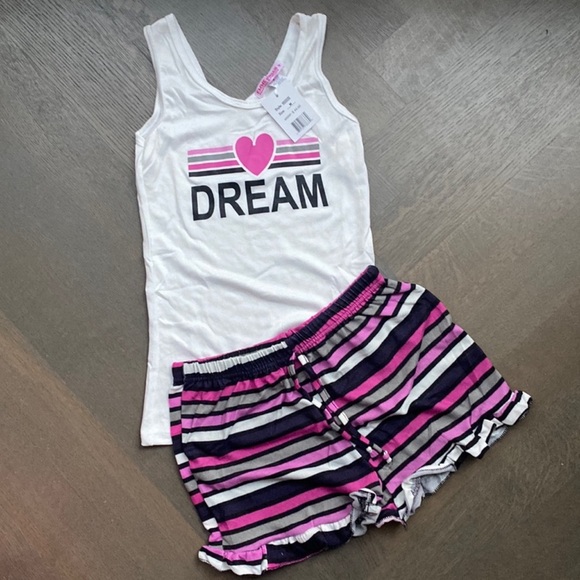Emme Jordan Other - NWT Tank & Shorts Sleep Set (2 piece)
